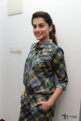 Taapsee Interview About Muni 3 Ganga Movie